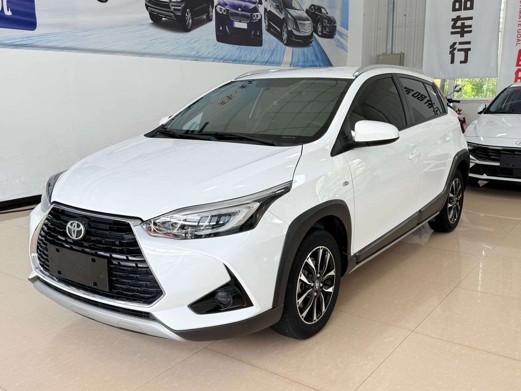 丰田 YARiS L 致炫 — фотография 1