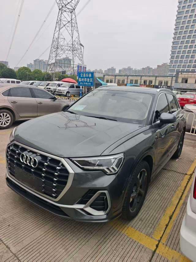 奥迪 奥迪Q3 — фотография 1