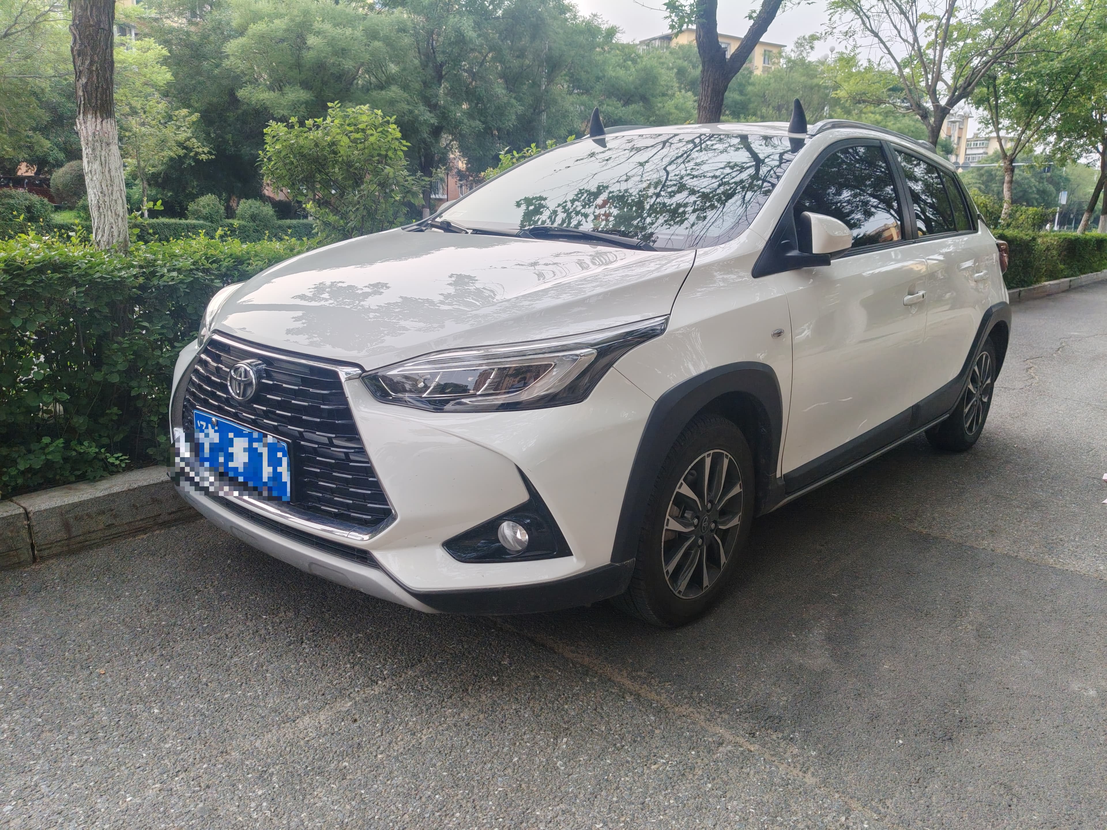 丰田 YARiS L 致炫 — фотография 1