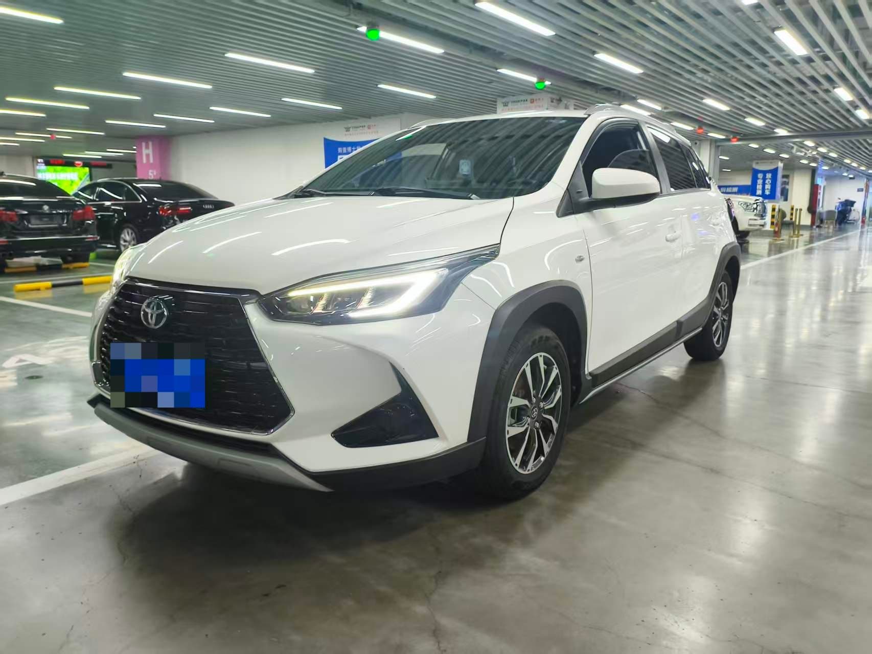 丰田 YARiS L 致炫 — фотография 1