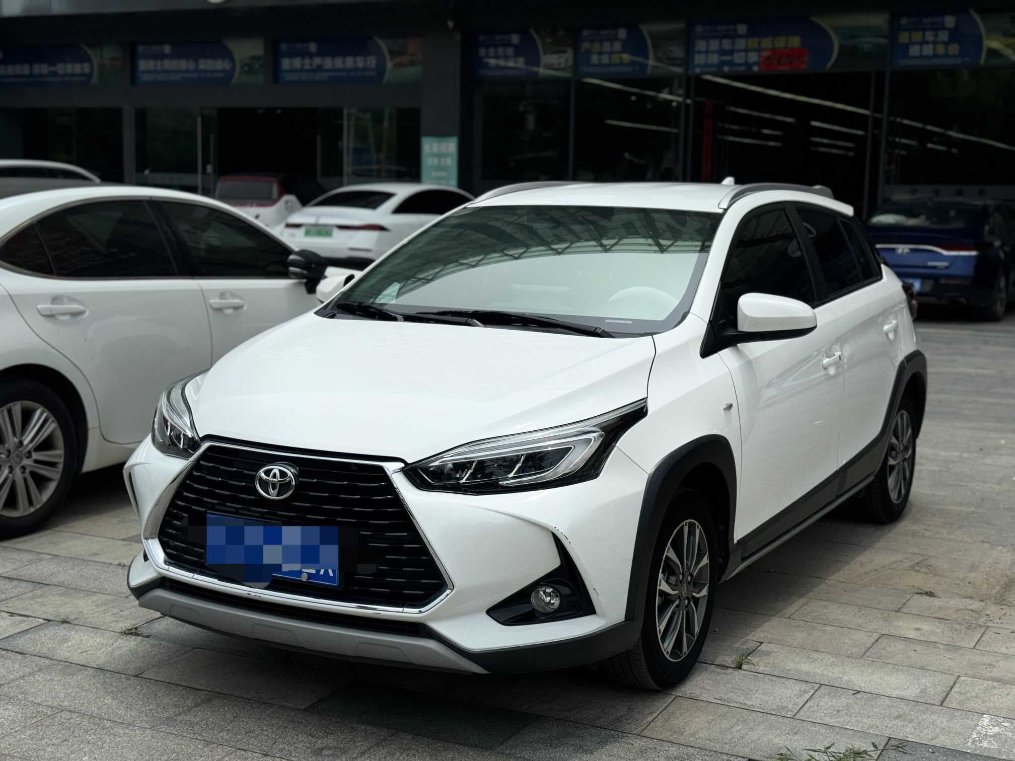 丰田 YARiS L 致炫 — фотография 1